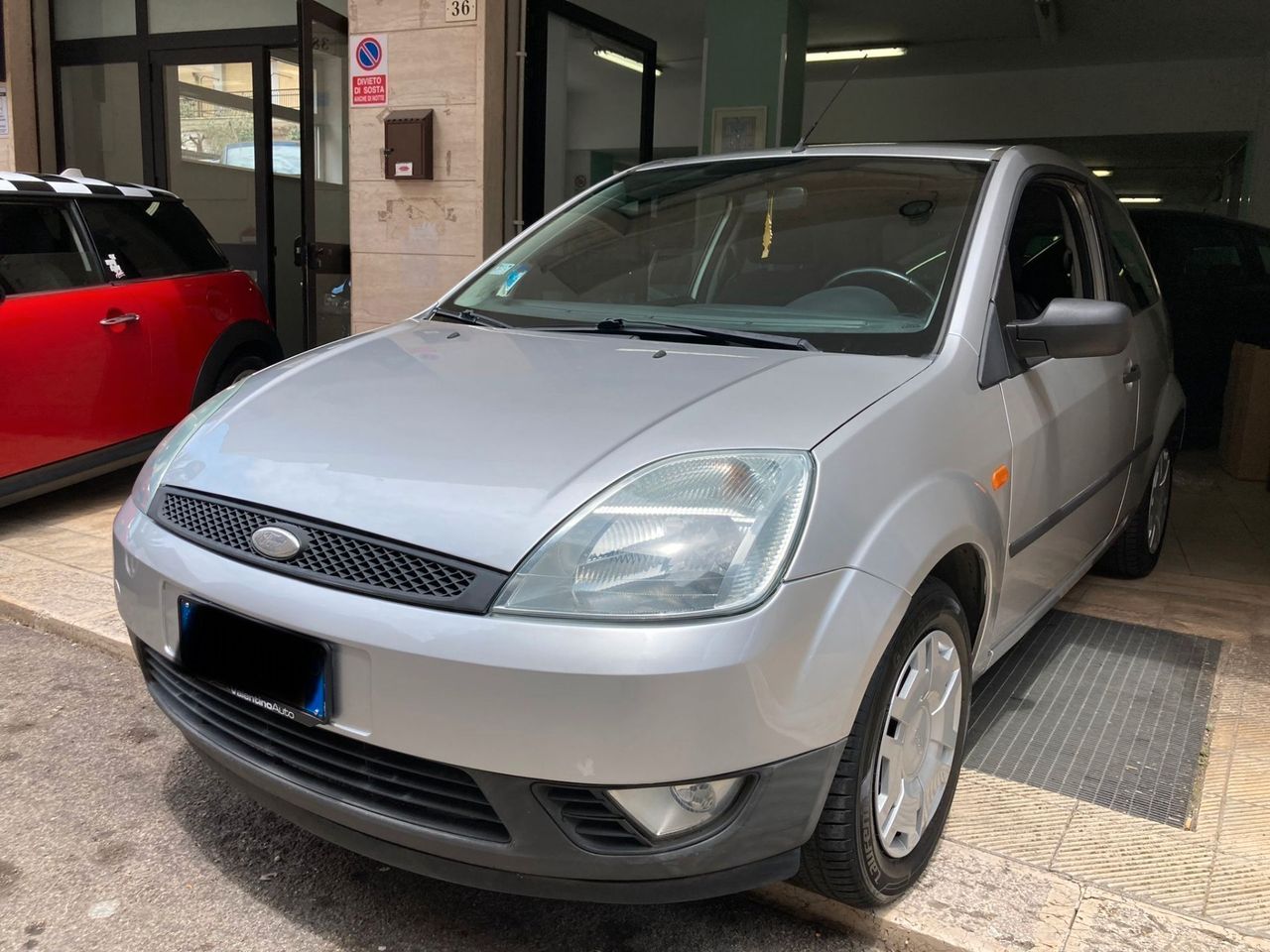 Ford Fiesta 1.4 TDCi - X NEOPATENTATI-2004