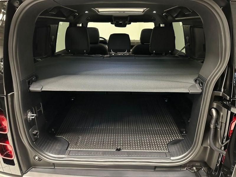 Land Rover Defender 110 3.0D I6 200 CV AWD Auto X-Dynamic SE OPACA