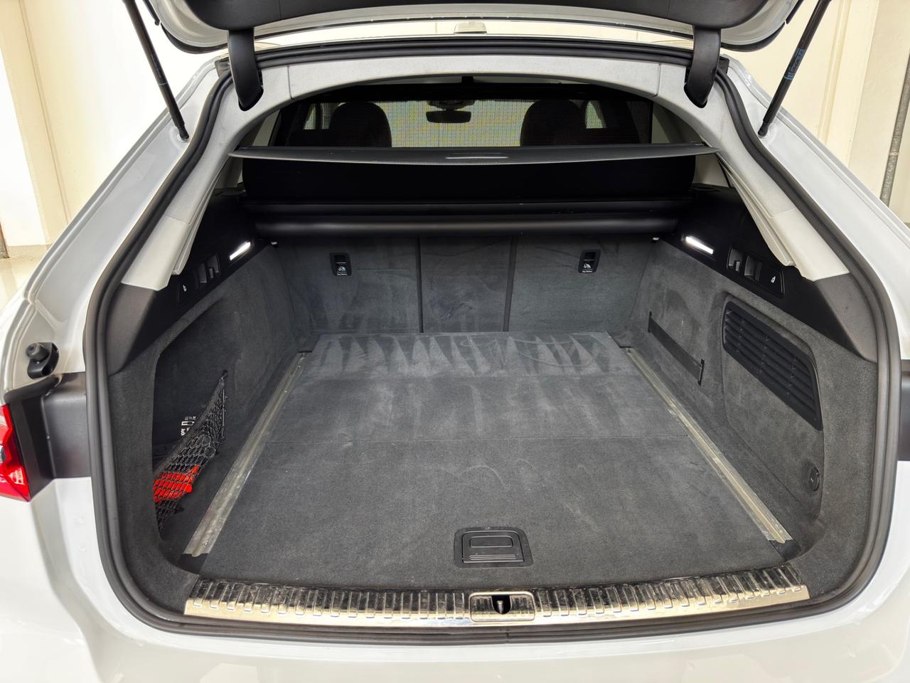 Audi A6 Avant 40 2.0 TDI quattro ultra S tronic Business Sport