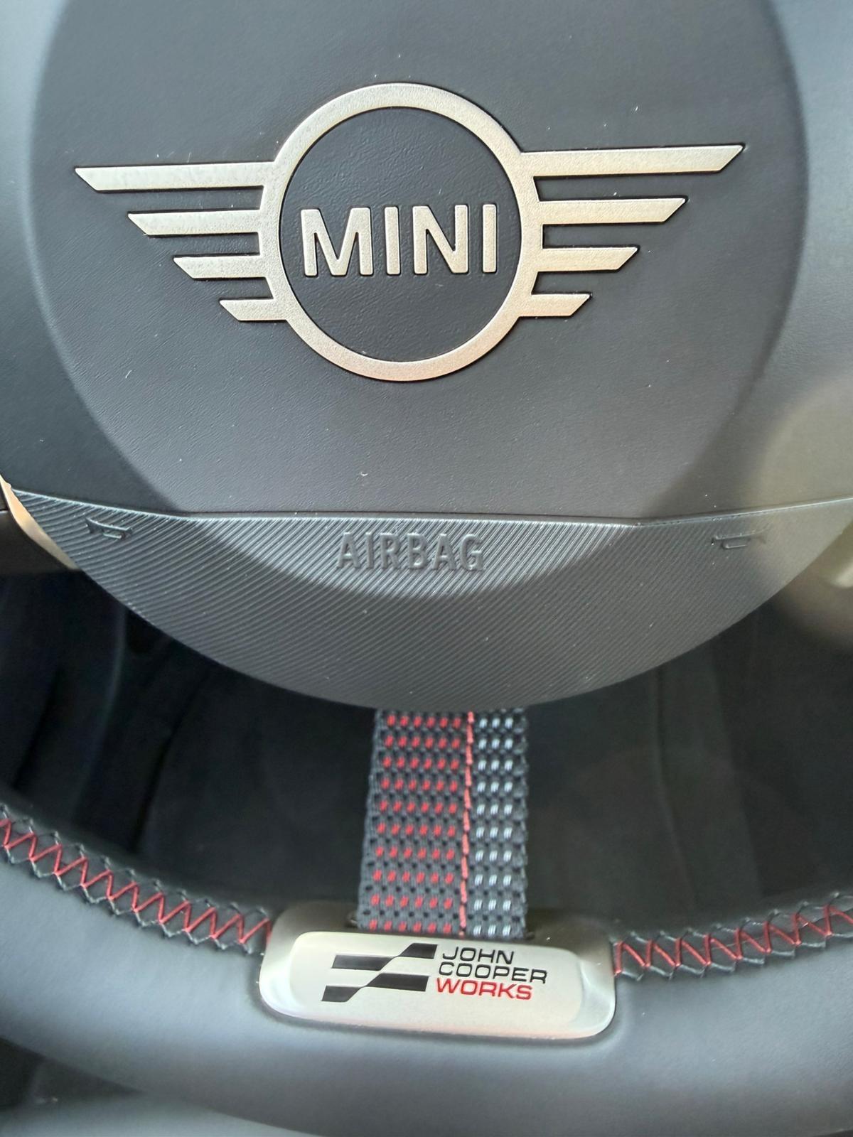 Mini John Cooper Works Countryman ALL4 JCW