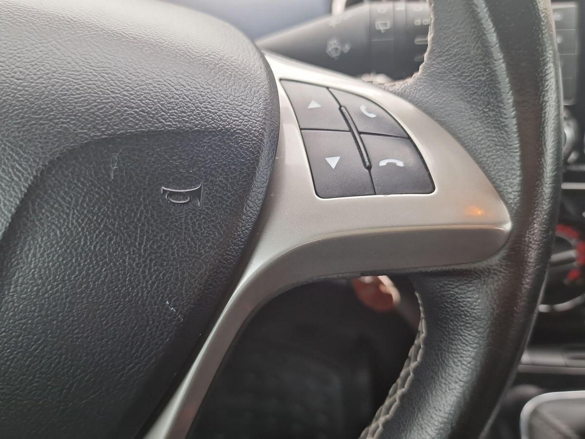 LANCIA YPSILON 900 SILVER