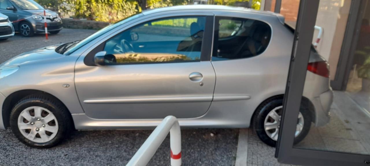 Peugeot 206 Plus 1.1 60CV 3p. GPL NEOPATENTATI