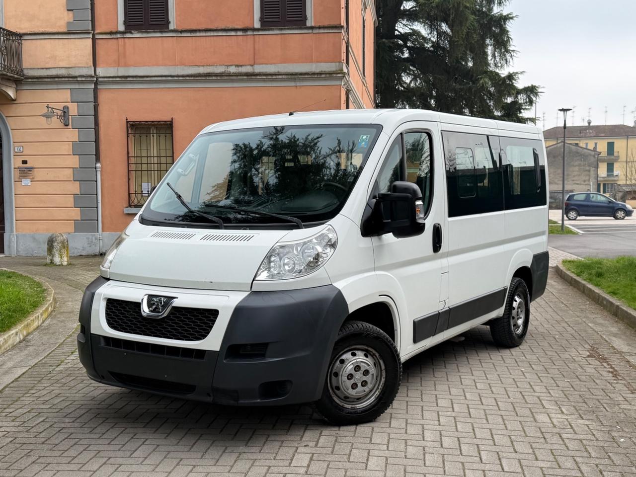 Peugeot Boxer 2.2 HDi/ 9posti Combi Premium