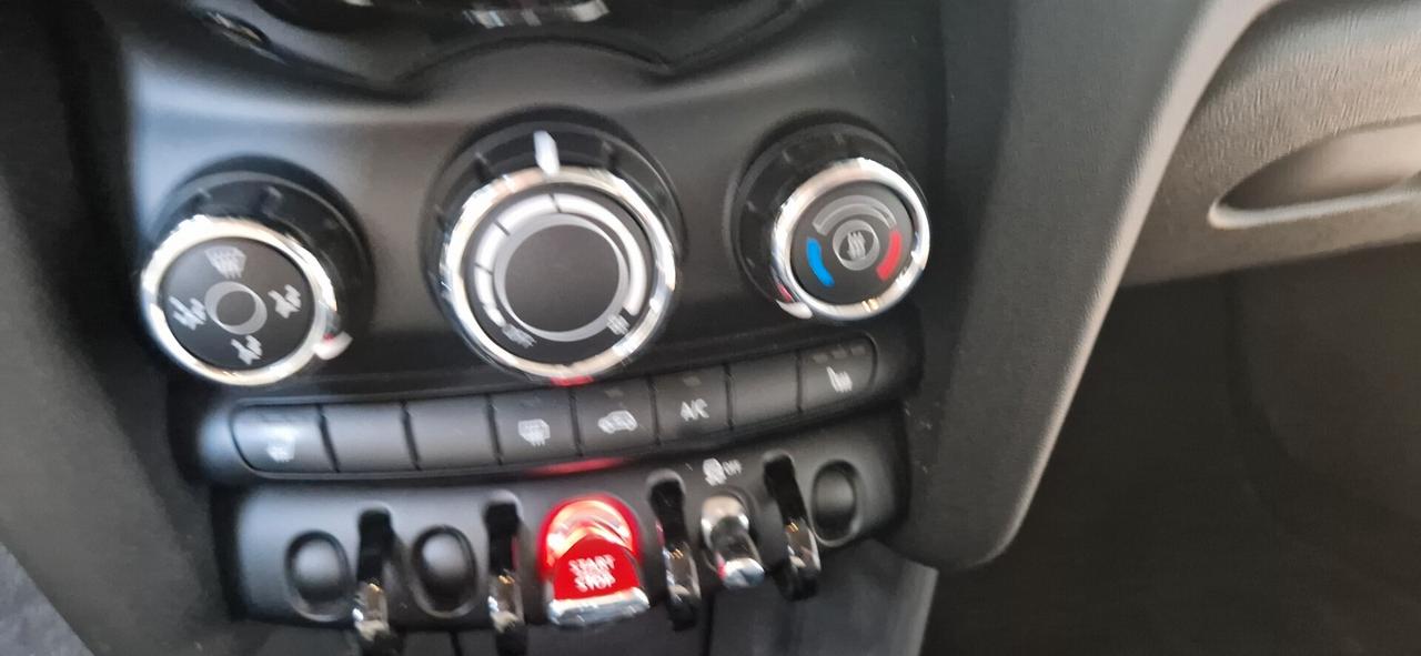 Mini 1.2 One 75 CV KM . 67.881 TAGLIANDATA UFFICIALE MINI