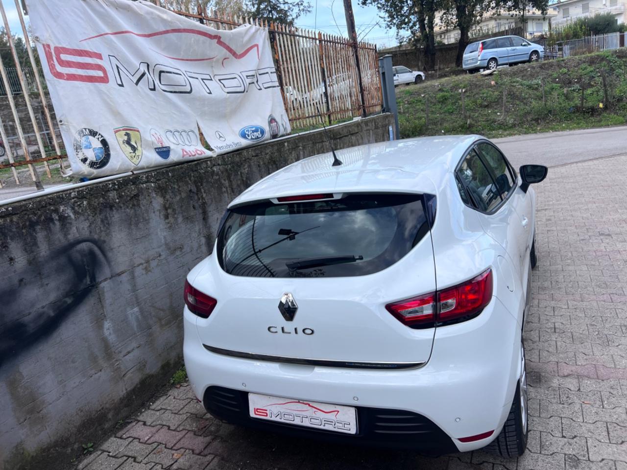 Renault Clio dCi 8V 75 CV 5 porte Moschino Life