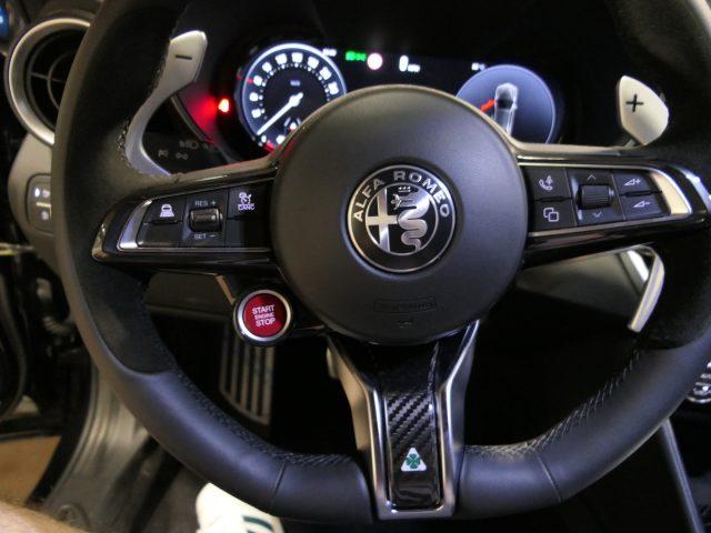 ALFA ROMEO Giulia 2.9 V6 Bi-Turbo AT8 Quadrifoglio