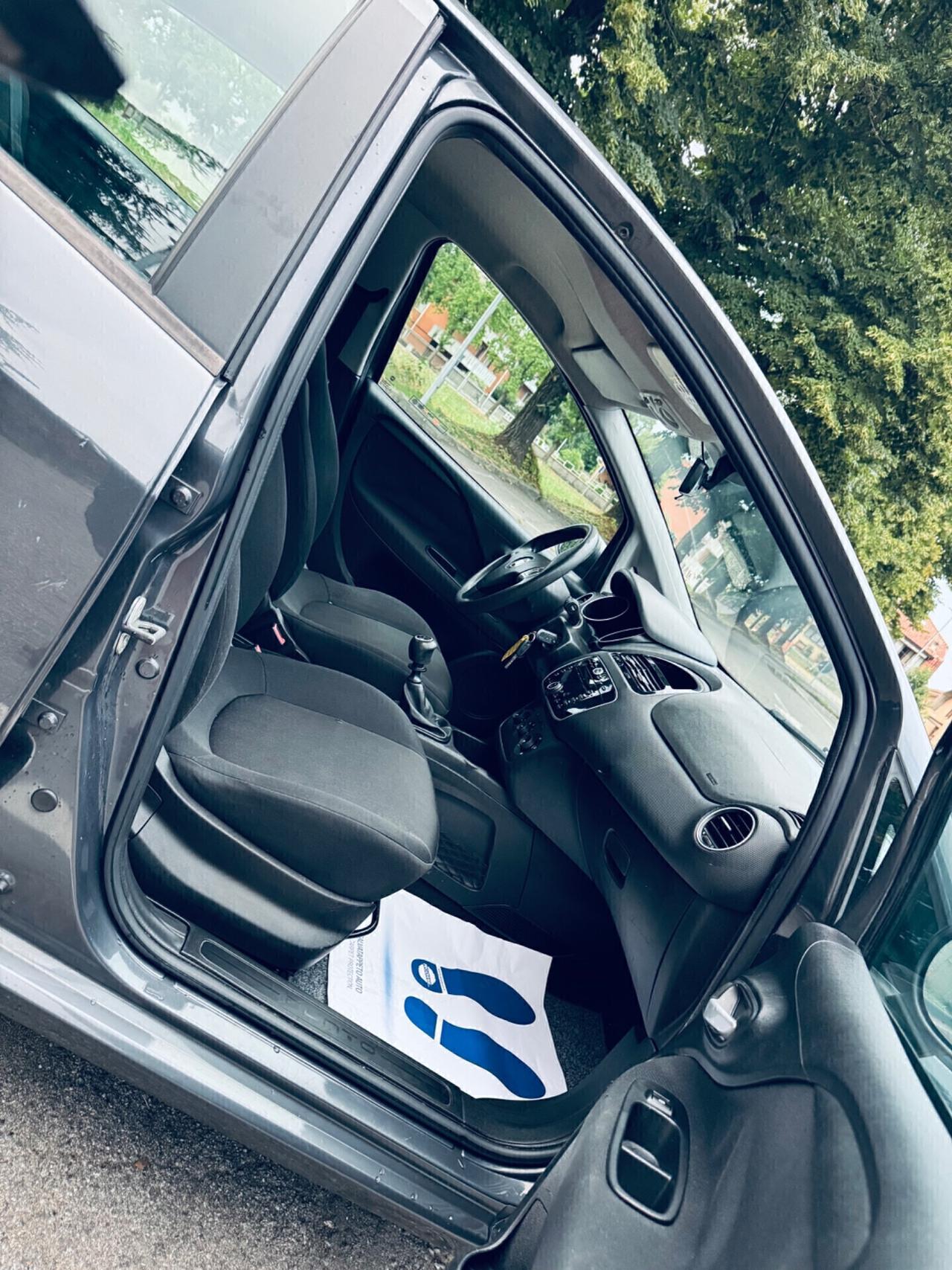 Fiat Punto 1.2 8V 5 porte Lounge