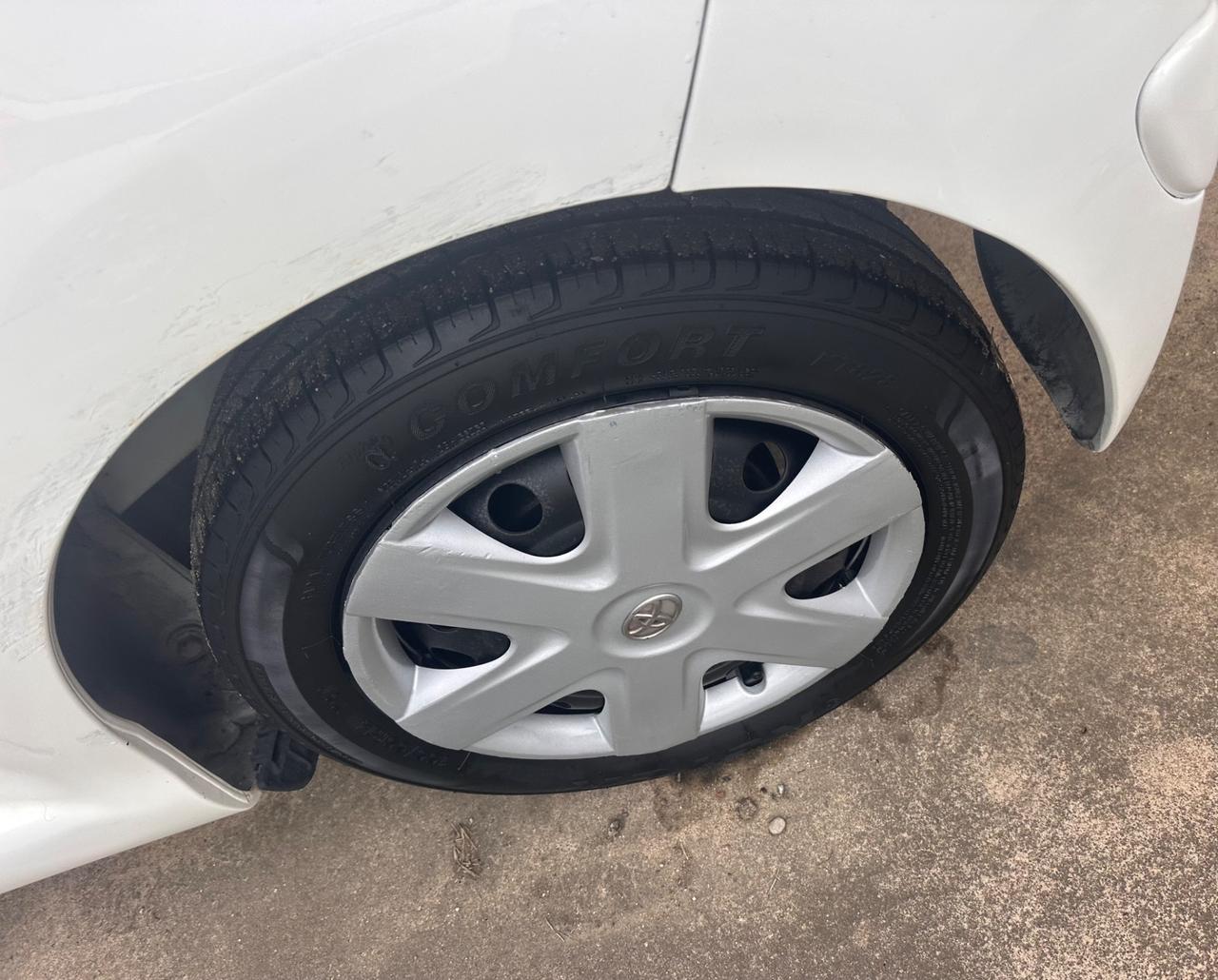 Toyota Aygo 1.0 12V VVT-i 5 porte Deep Ocean Connect