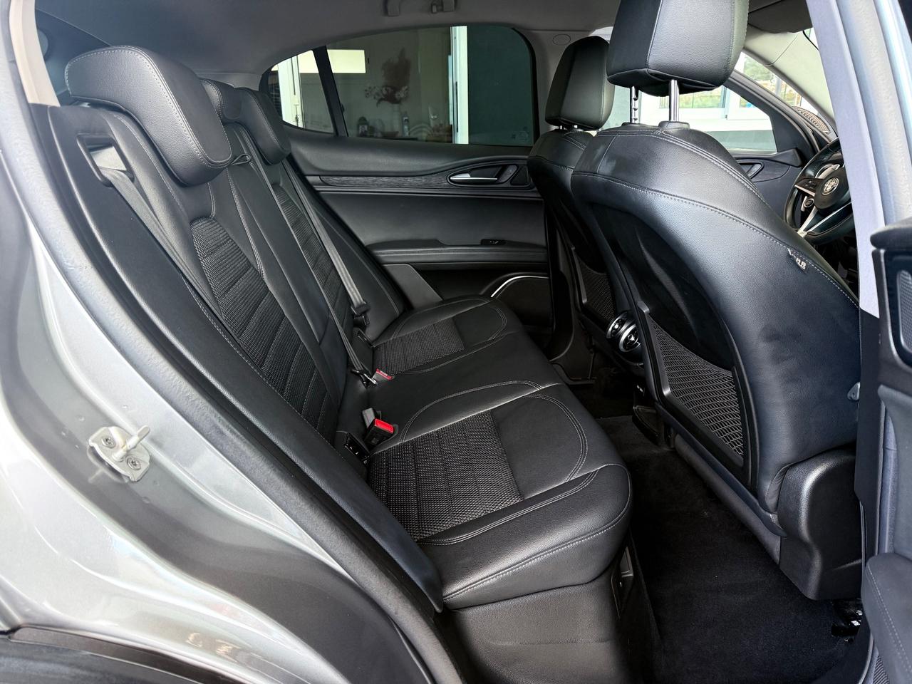 Alfa Romeo Stelvio 2.2 Turbodiesel 190 CV AT8 Q4 B-Tech