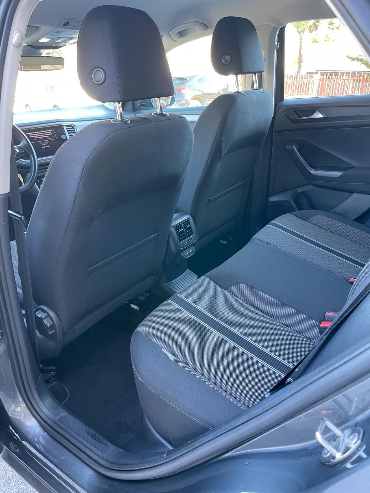 Volkswagen T-Roc 2.0 TDI SCR 150 CV DSG Business