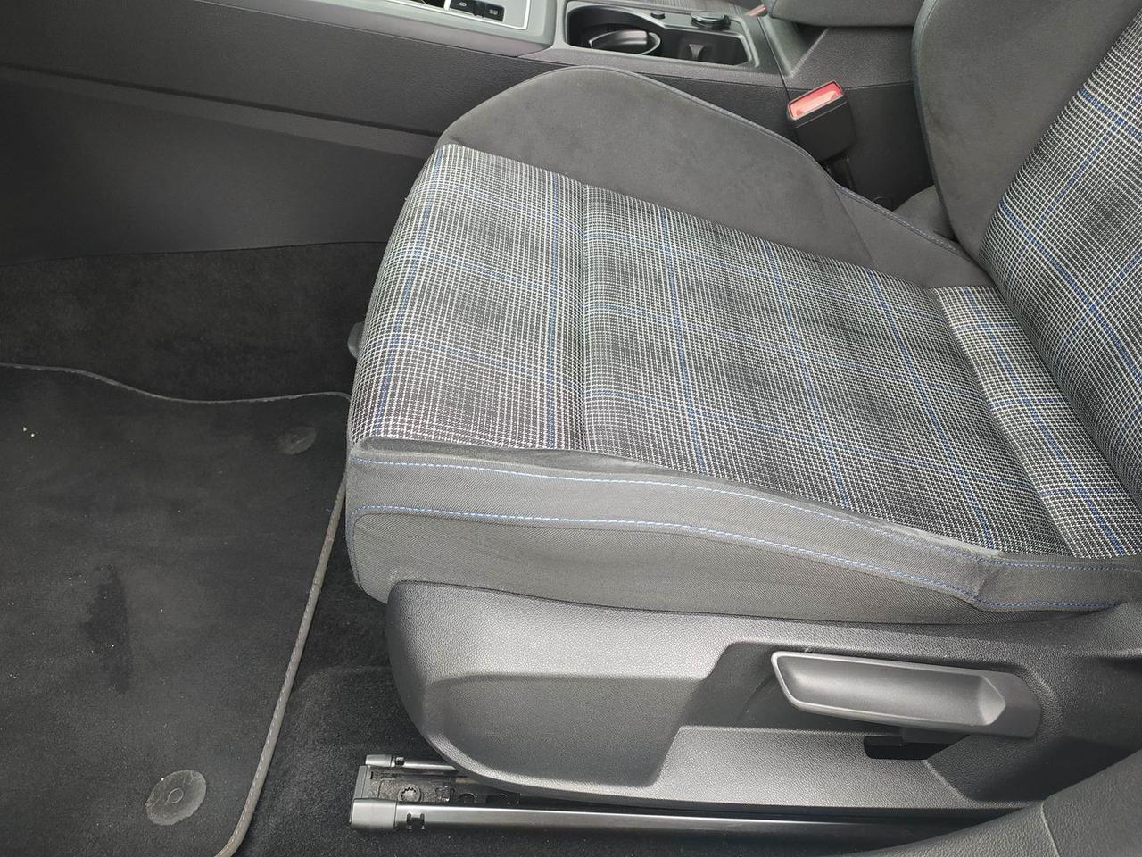 Volkswagen Golf 1st Edition Life 1.4 eHybrid #6450