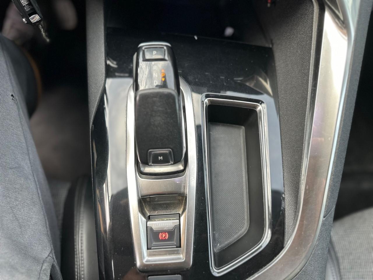 Peugeot 5008 BlueHDi 130 S&S EAT8 Allure