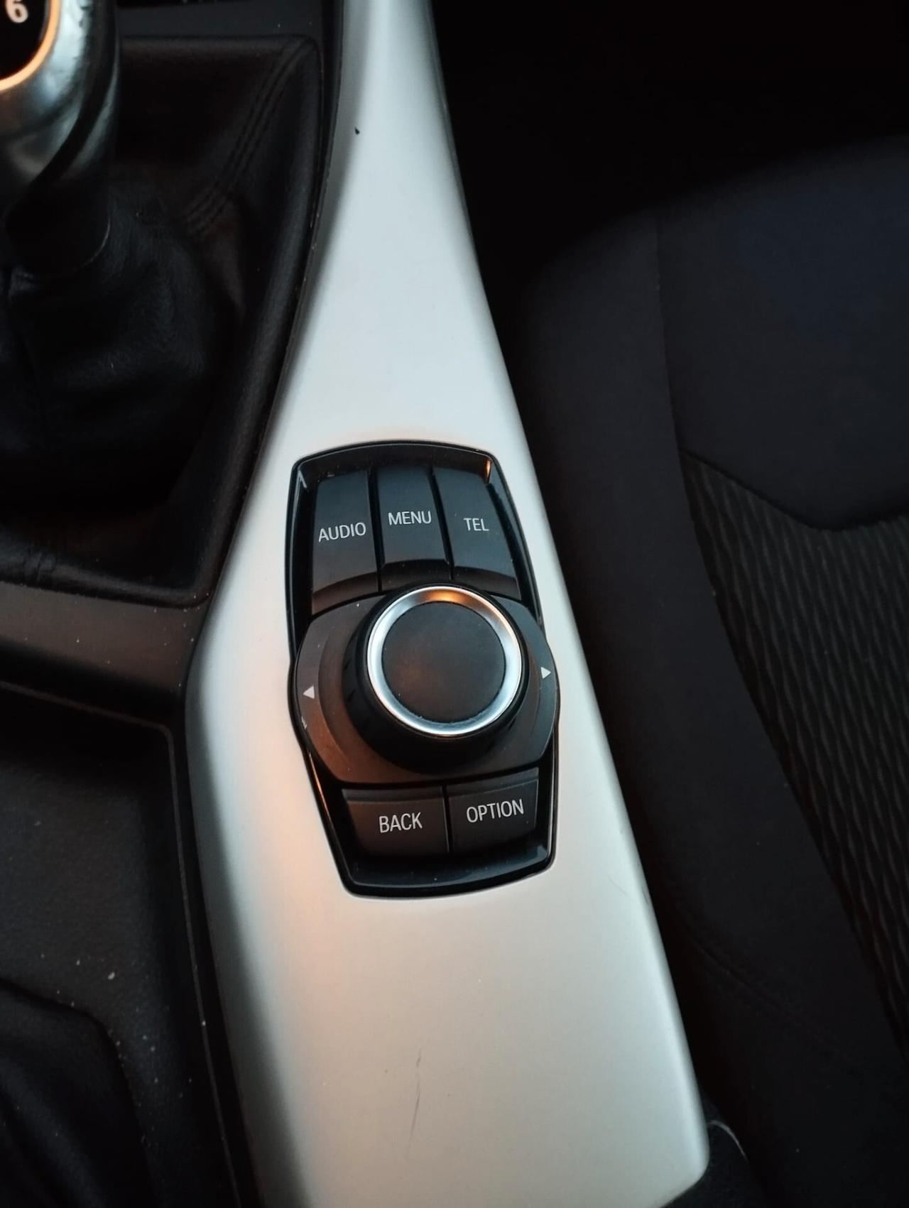 Bmw 116 116d 5p. Urban