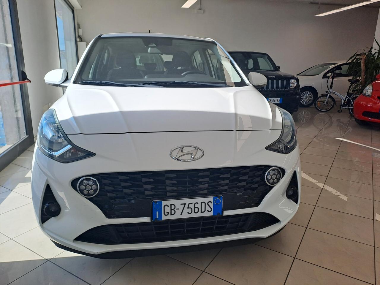 Hyundai i10 1.0 MPI Tech A/T