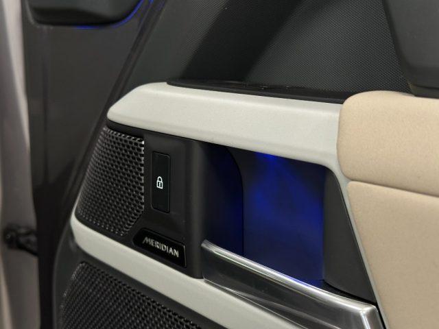 LAND ROVER Defender 110 3.0D I6 200 CV AWD Auto SE