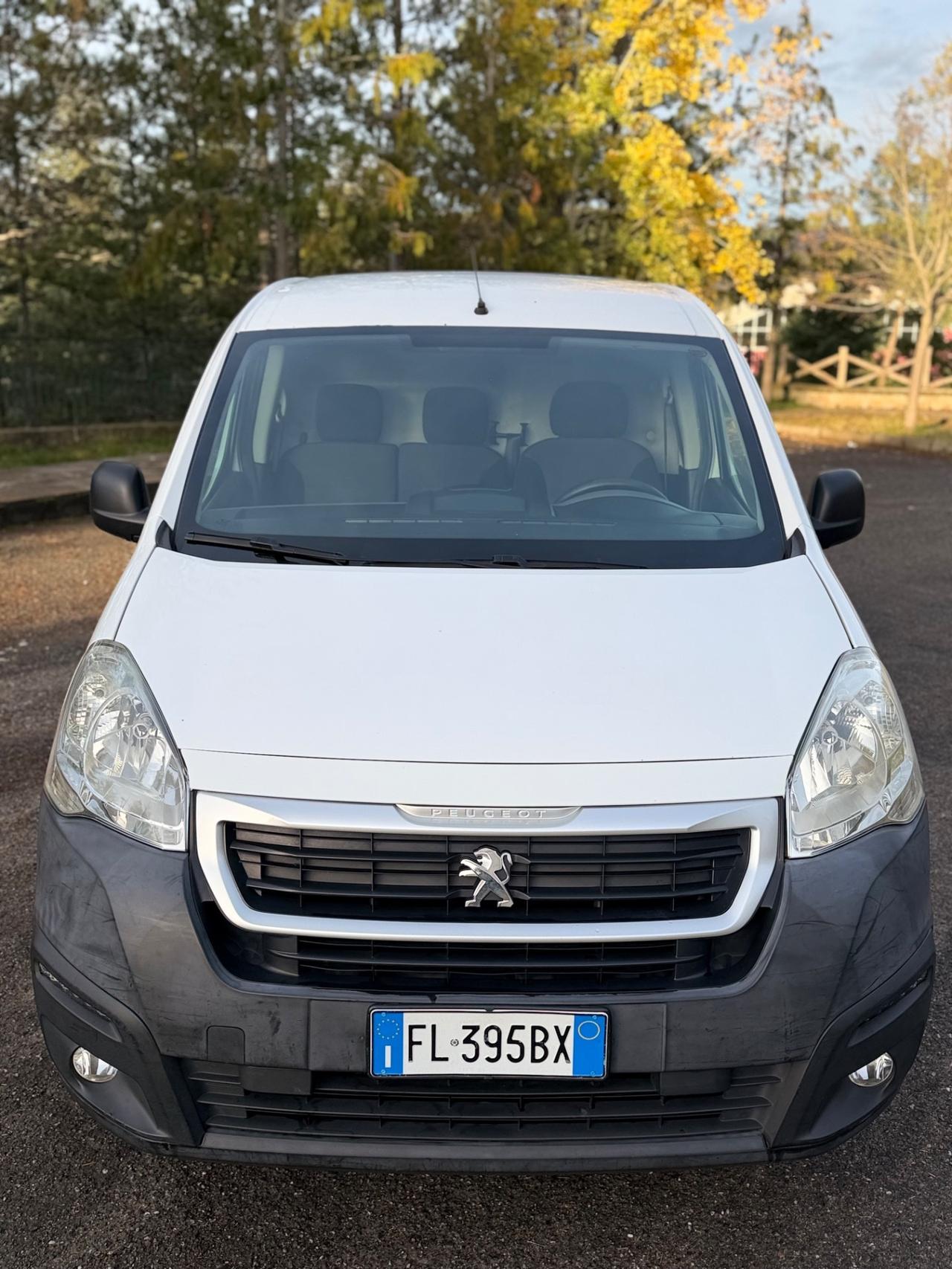 Peugeot Partner Tepee BlueHDi 100 Active