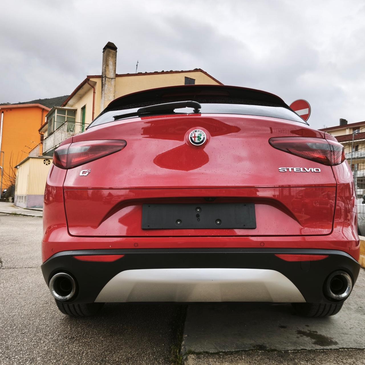 Alfa Romeo Stelvio 2.0 Turbo 280 CV AT8 Q4 First Edition