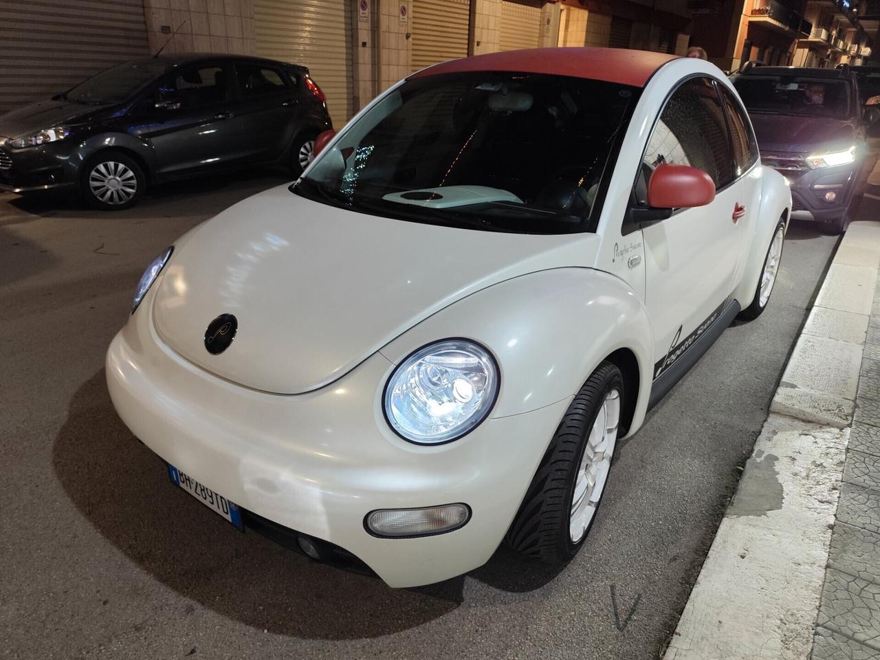 Volkswagen New Beetle AUTO DEMO SOUND QUALITY BRAND ALPINE WRAPPATA