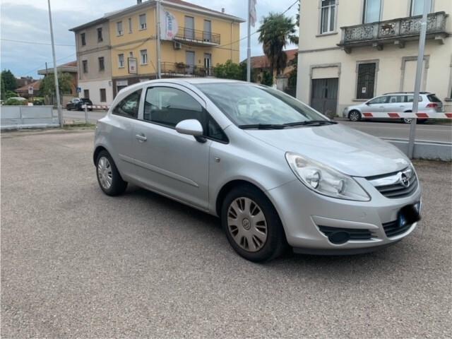 Opel Corsa 1.2 3 porte NEOPATENTATI !!