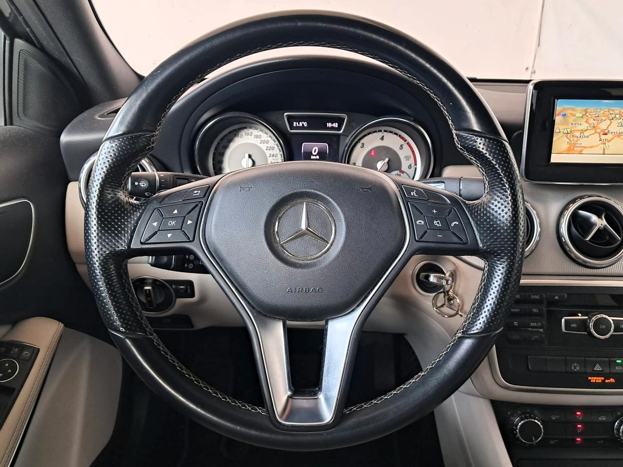 Mercedes-benz GLA 200 CDI Automatic Sport