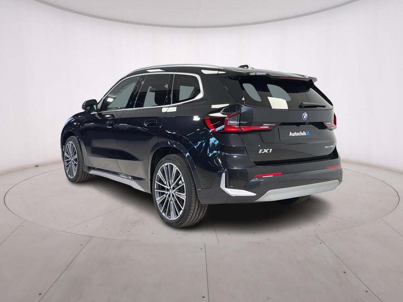 BMW X1 iX1 eDrive20 Pure Edition