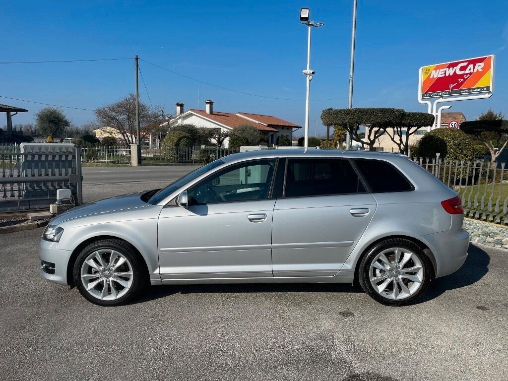 Audi A3 SPB 1.6 TDI 105 CV S tronic Ambition