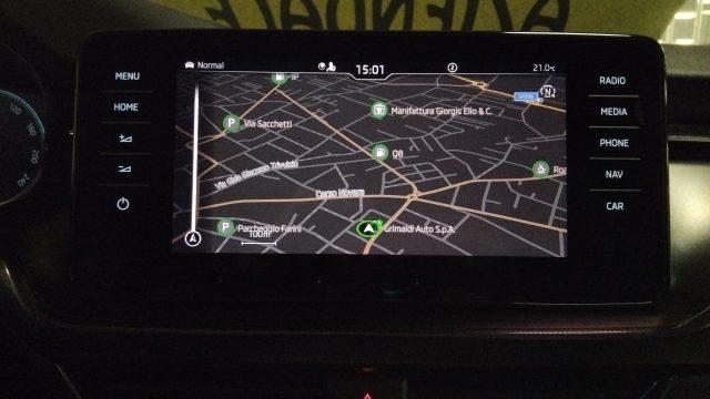 SKODA Kamiq 1.5 TSI DSG Style TETTO 18" DARK SHADE