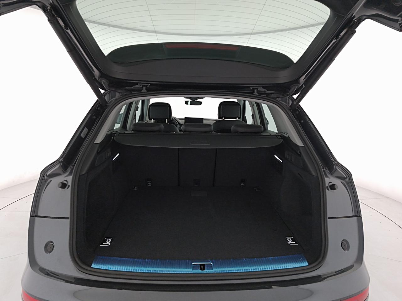 Audi Q5 50 2.0 tfsi e Business quattro