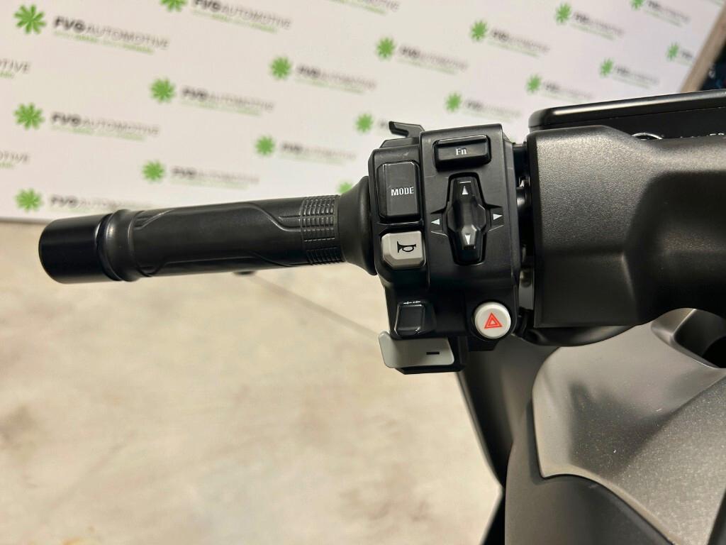 HONDA FORZA 750 DCT – 2021 – 15.000 KM
