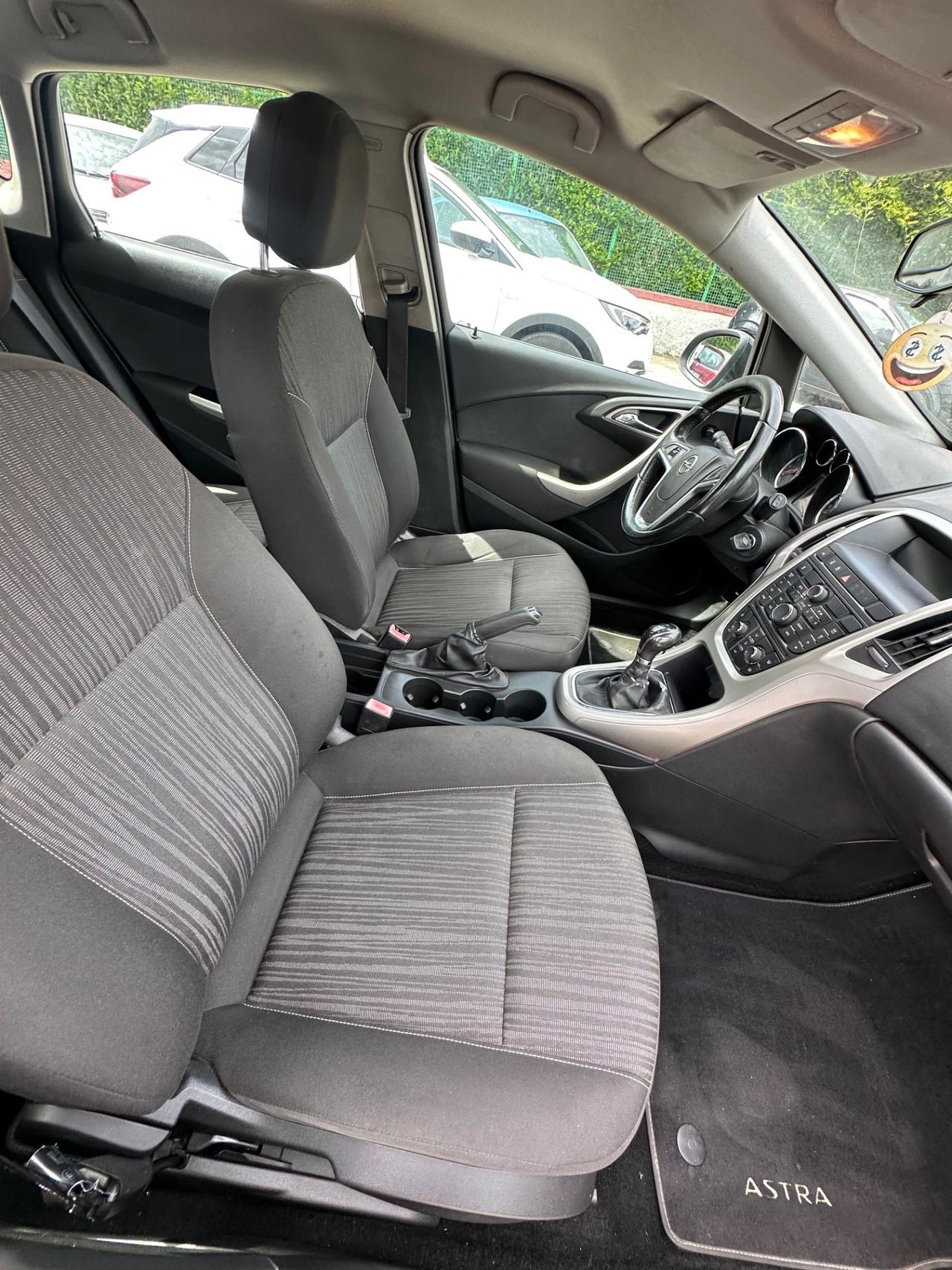 Opel Astra 1.4 Turbo 140CV 5 porte GPL Tech Cosmo