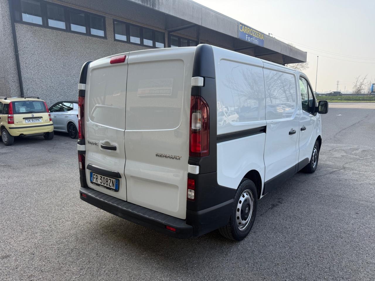 RENAULT TRAFIC T27 1.6 DCI 125CV L1H1 ICE S&S E6