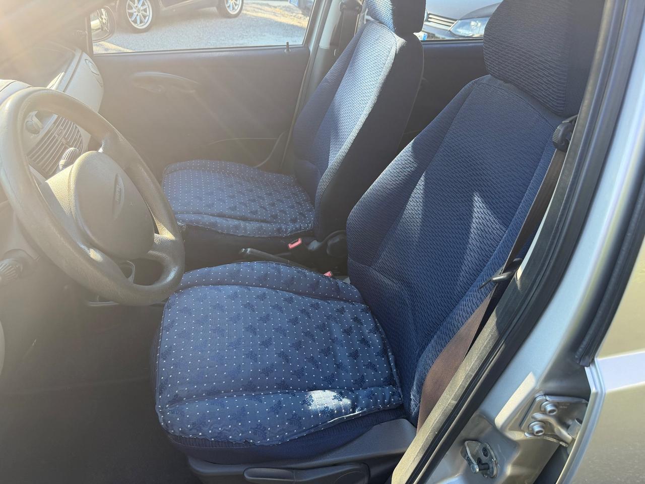Fiat Punto 1.2i cat 5 porte ELX
