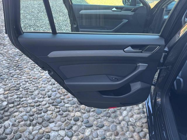 VOLKSWAGEN Passat Variant 2.0 TDI SCR 122 CV EVO DSG Business
