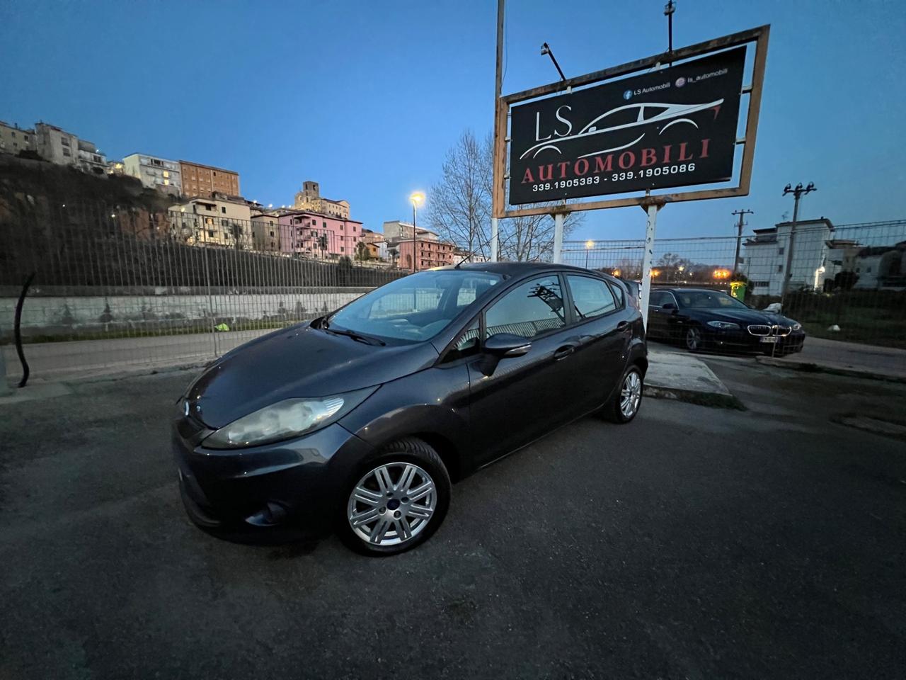 Ford Fiesta 1.6 TDCi 95 CV 5p. Titanium neopatentati