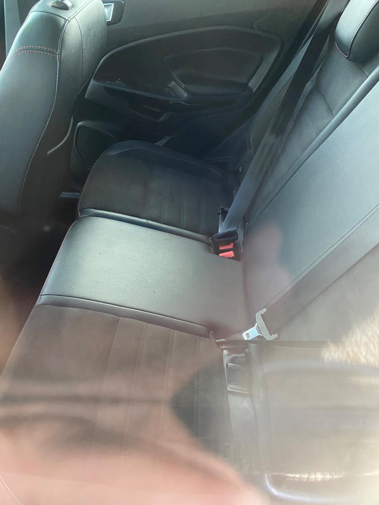 Ford EcoSport 1.5 TDCi 100 CV Start&Stop ST-Line Plus compreso di passaggio