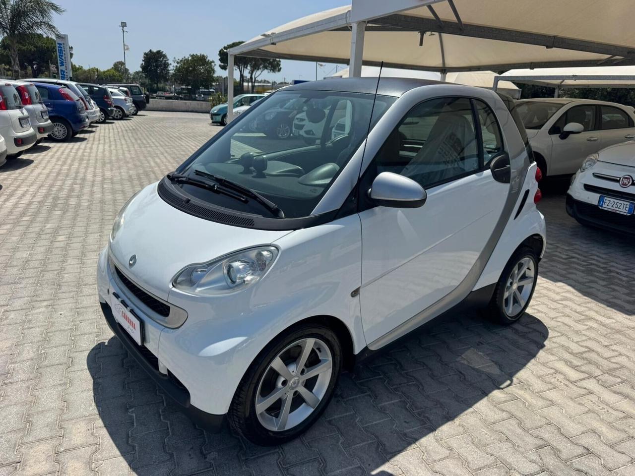 Smart ForTwo 1000 62 kW coupé pulse