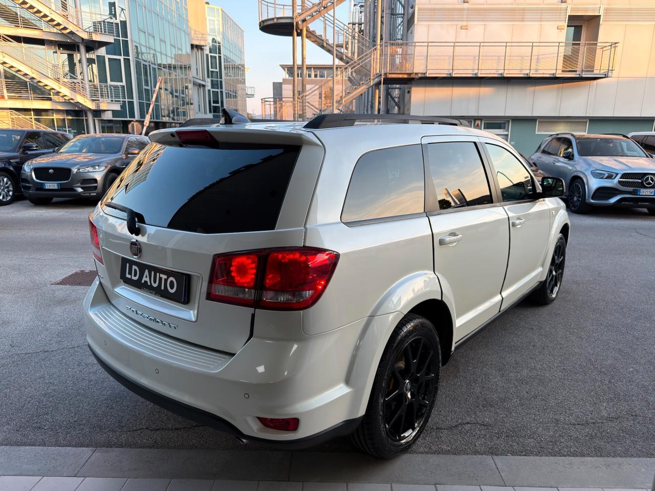 Fiat Freemont 2.0 mjt 16v Black Code 4x4 DISTRIBUZIONE OK