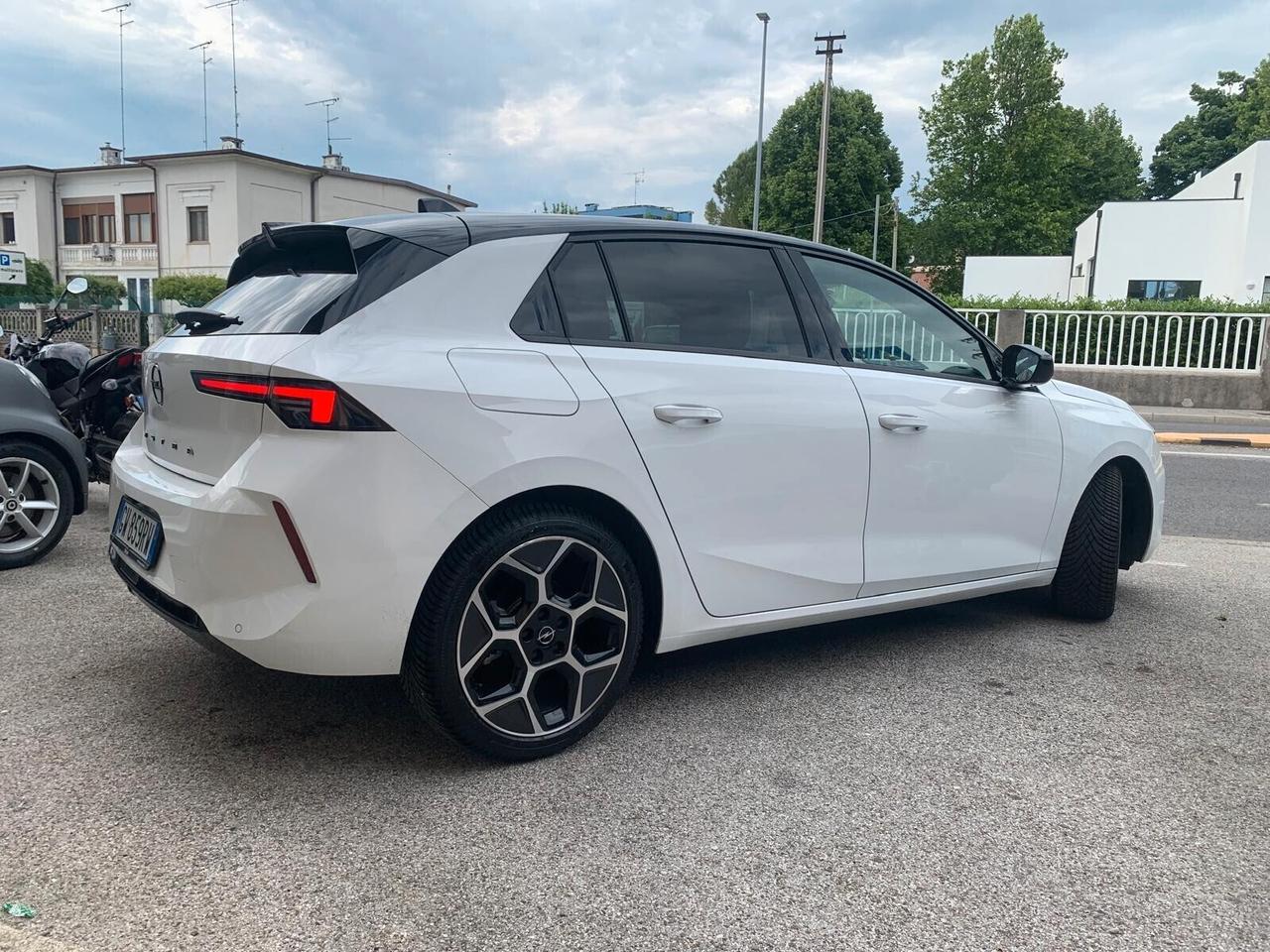 Opel Astra 1.5 TD 130CV AT8 GS Full Unicop.