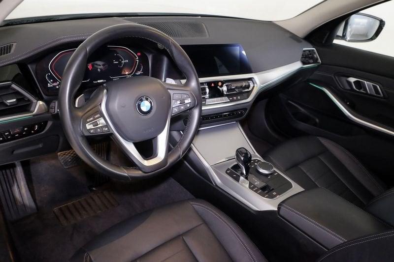 BMW Serie 3 G21 2019 Touring Diese 320d Touring mhev 48V Luxury auto