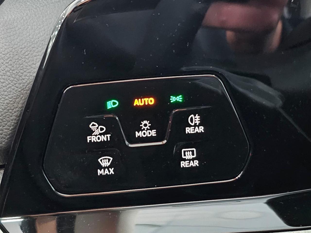 Volkswagen Golf TDI MOVE LIFE C.16 Tetto Nav Led Matrix Clima3Zone