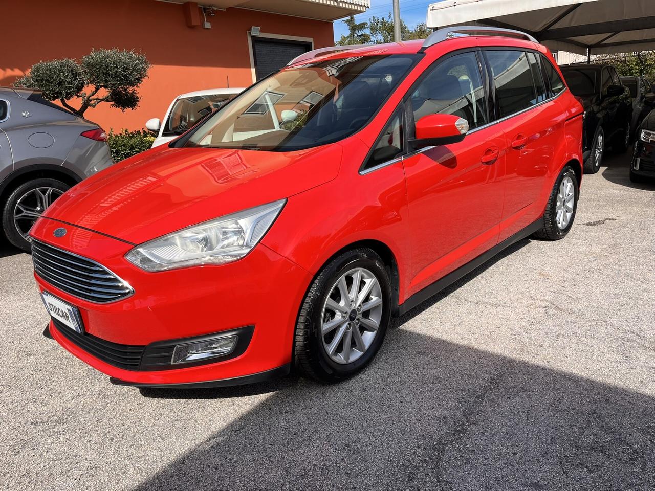 Ford C-Max Grand 7 1.5 tdci 120cv Titanium 7 posti