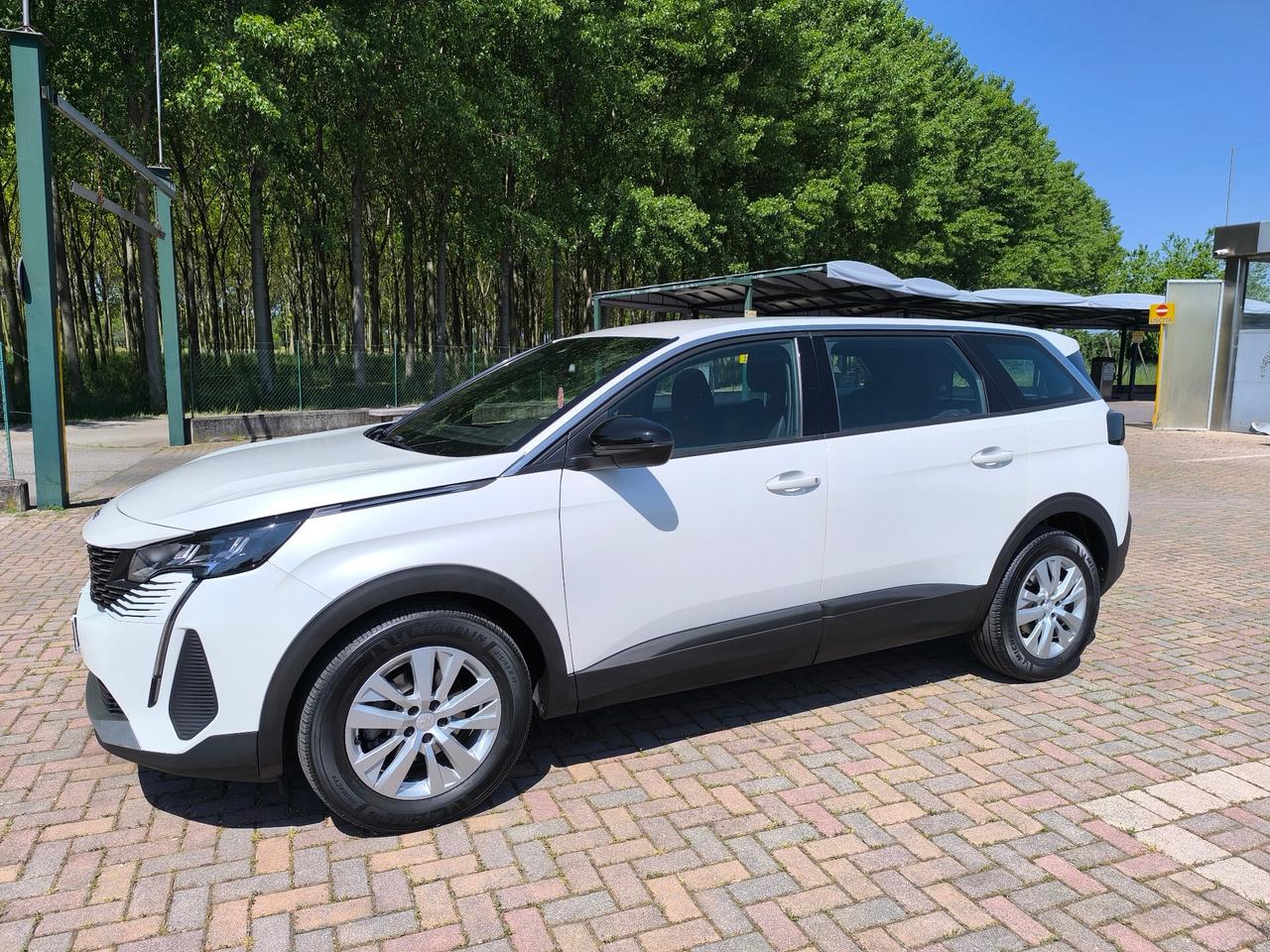 Peugeot 5008 BlueHDi 130 S&S EAT8 Active Pack
