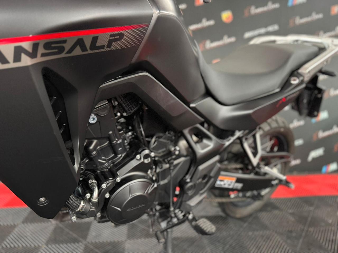 Honda Transalp 750 XL