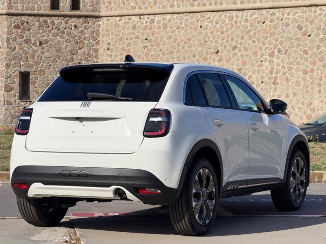 FIAT 600 KM0 LA PRIMA 100CV+CARPLAY WI-FI+18''+RCAM+2PDC