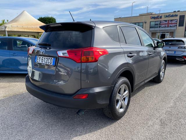 TOYOTA RAV 4 MY23 RAV4 2.0 D-4D 2WD Style