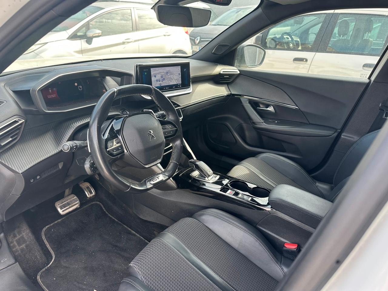 Peugeot 2008 BlueHDi 130 EAT8 GT Line