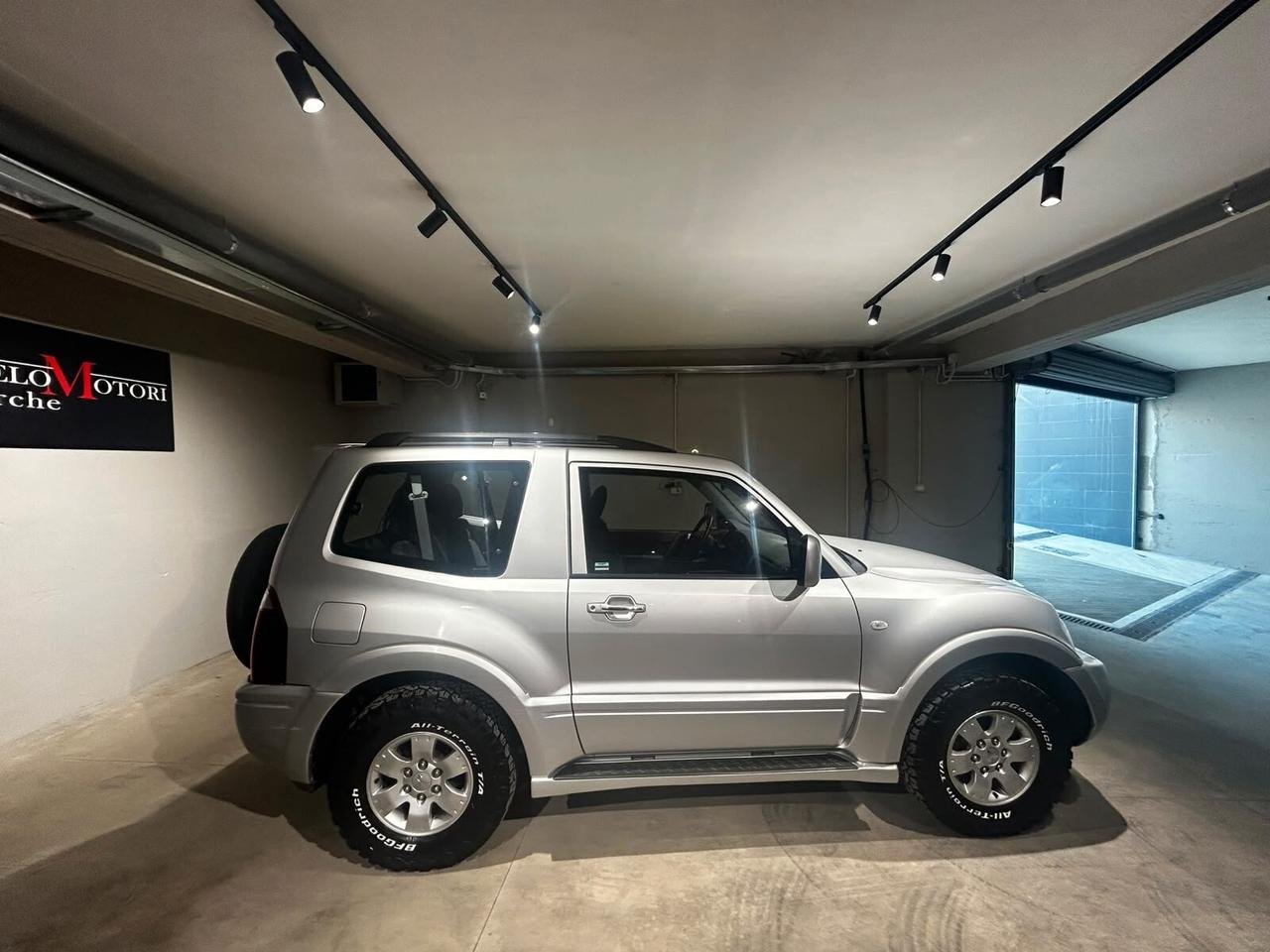Mitsubishi Pajero 3.2 DI-D 160 CV DIESEL