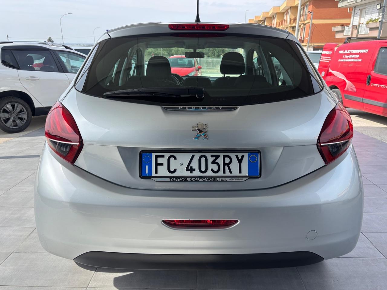 Peugeot 208 BlueHDi 75 5 porte Allure
