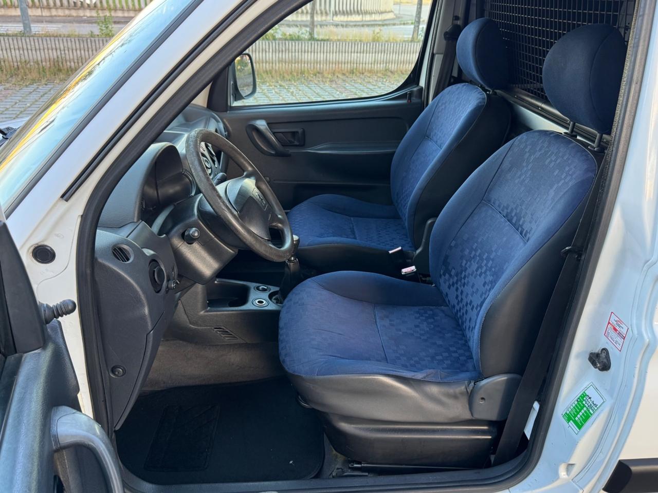 Peugeot Ranch 1.6 16V HDi/90CV cat