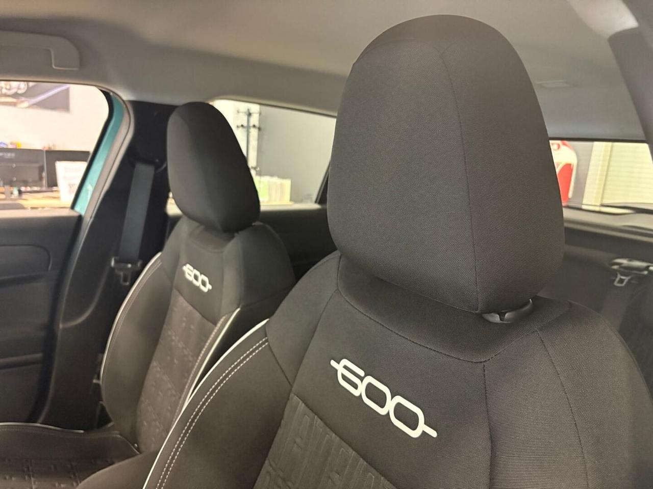 Fiat 600 1.2 hybrid 110cv auto